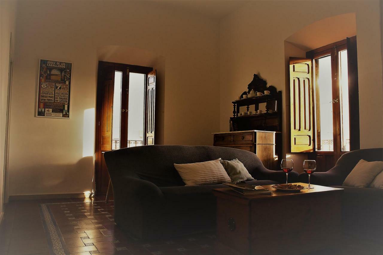 Apartamento Plaza De Toros Херес-де-лос-Кабальєрос Екстер'єр фото