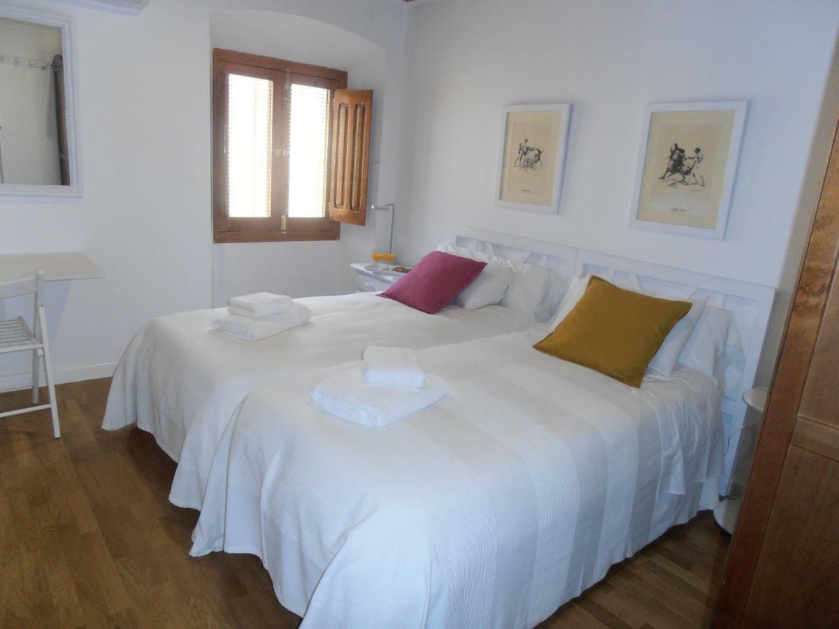 Apartamento Plaza De Toros Херес-де-лос-Кабальєрос Екстер'єр фото